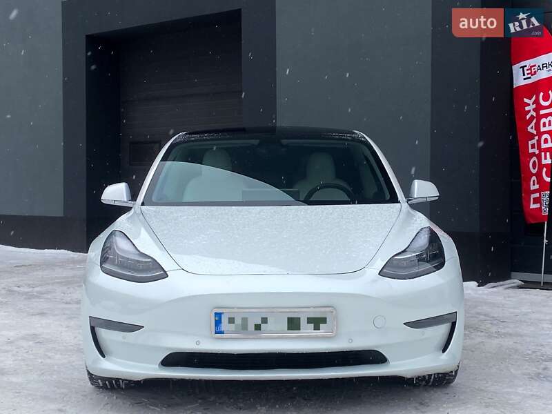 Седан Tesla Model 3 2019 в Киеве фото 3 Седан Tesla Model 3 2019 в Киеве