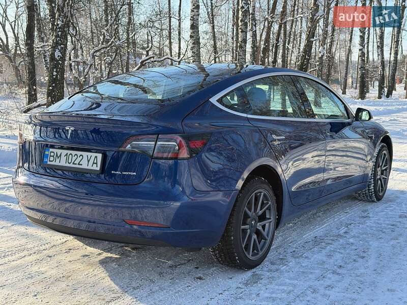 Седан Tesla Model 3 2020 в Ахтырке