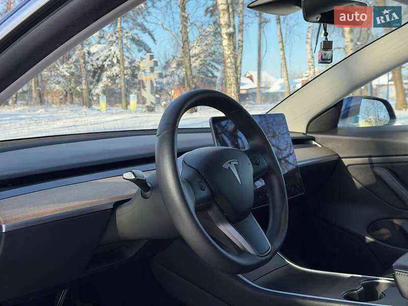 Седан Tesla Model 3 2020 в Ахтырке