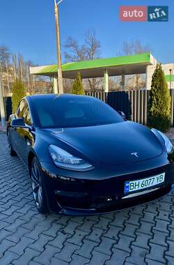 Седан Tesla Model 3 2018 в Одессе