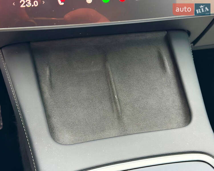 Седан Tesla Model 3 2022 в Киеве