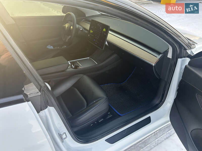 Седан Tesla Model 3 2021 в Харькове