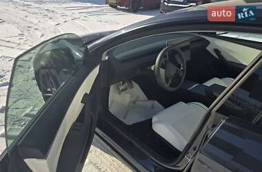 Седан Tesla Model 3 2024 в Одессе