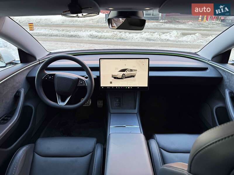 Седан Tesla Model 3 2024 в Львові