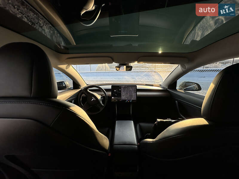 Седан Tesla Model 3 2018 в Киеве фото 17 Седан Tesla Model 3 2018 в Киеве