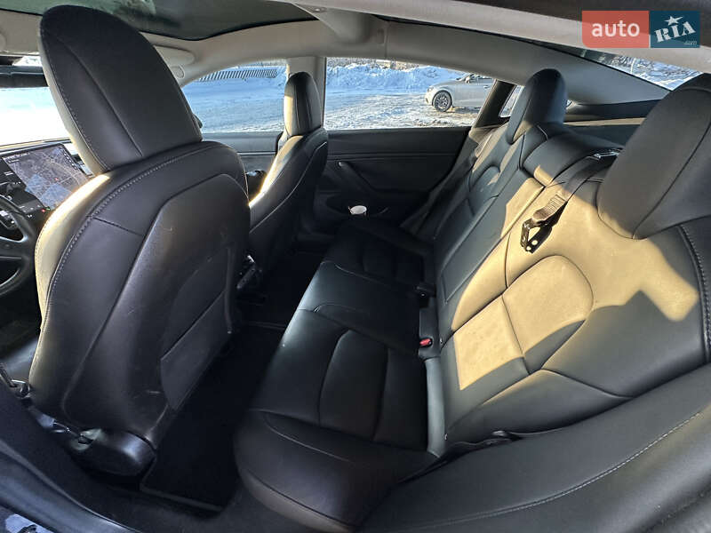 Седан Tesla Model 3 2018 в Киеве фото 20 Седан Tesla Model 3 2018 в Киеве