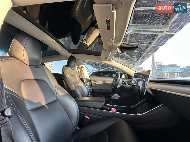 Седан Tesla Model 3 2018 в Киеве фото 27 Седан Tesla Model 3 2018 в Киеве