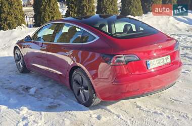 Седан Tesla Model 3 2019 в Львове