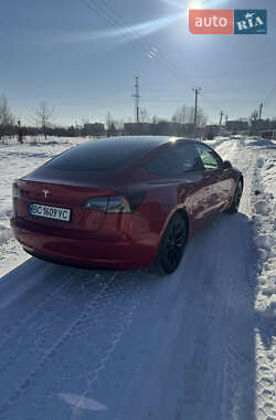 Седан Tesla Model 3 2022 в Стрые