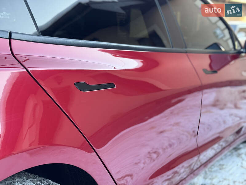 Седан Tesla Model 3 2021 в Ивано-Франковске