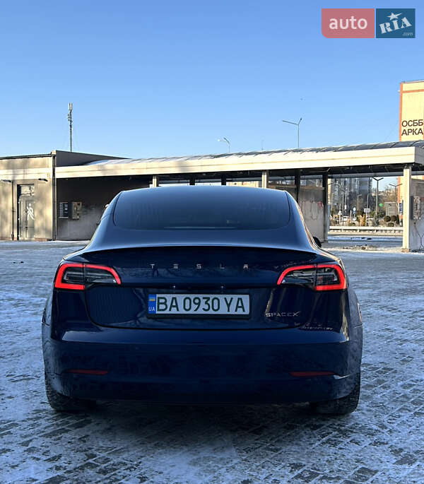 Седан Tesla Model 3 2018 в Александрие