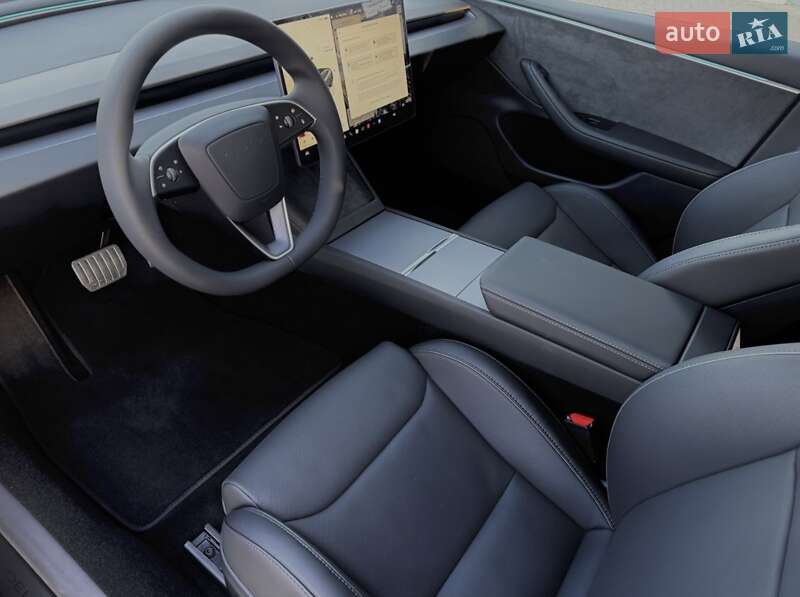 Седан Tesla Model 3 2024 в Киеве фото 4 Седан Tesla Model 3 2024 в Киеве