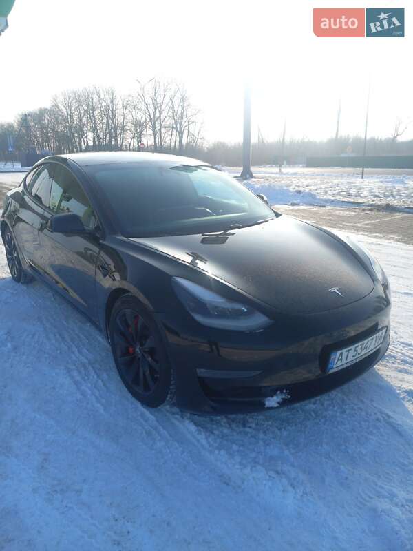 Седан Tesla Model 3 2021 в Коломиї