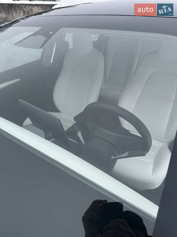 Седан Tesla Model 3 2022 в Ковелі