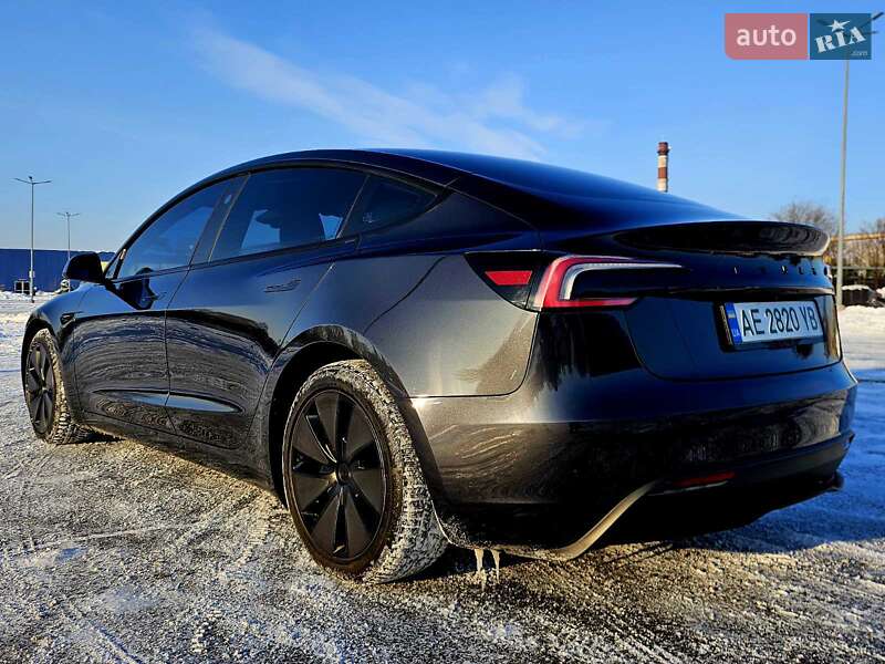 Седан Tesla Model 3 2024 в Дніпрі фото 6 Седан Tesla Model 3 2024 в Дніпрі