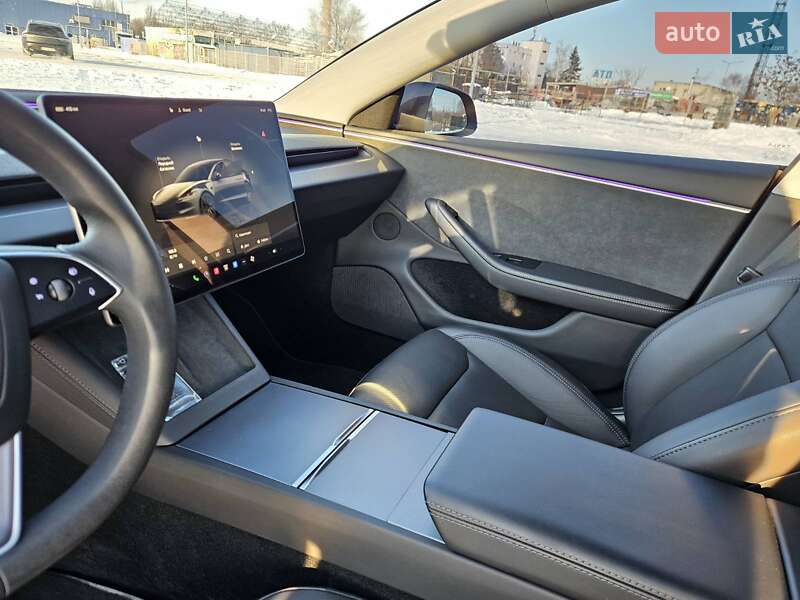 Седан Tesla Model 3 2024 в Дніпрі фото 17 Седан Tesla Model 3 2024 в Дніпрі