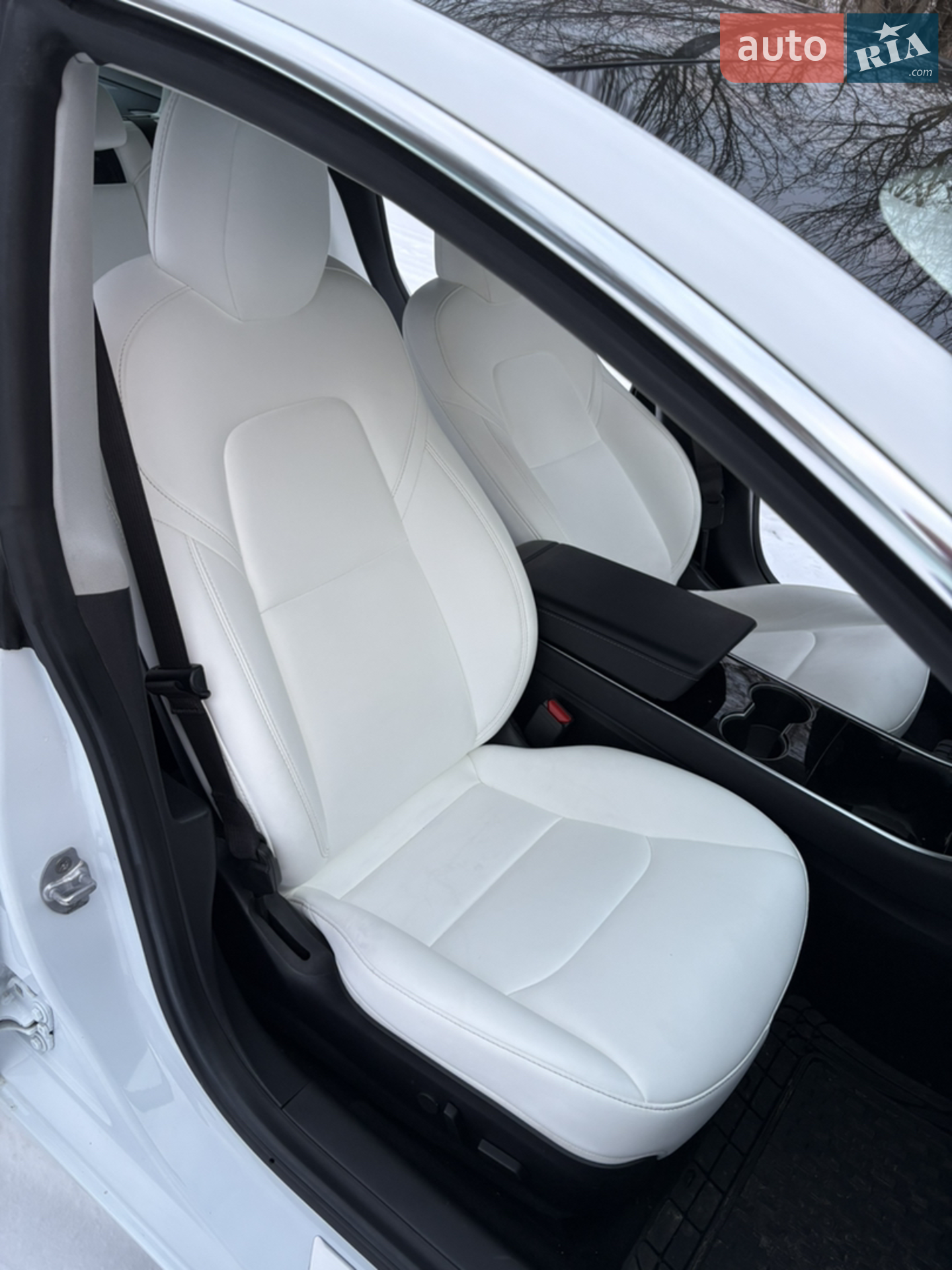 2019 Tesla Model 3 - мініатюра 10