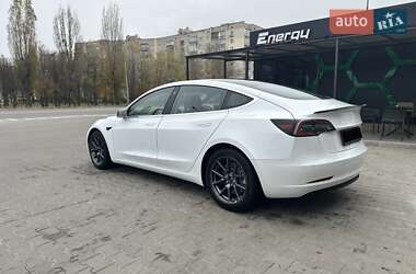 Седан Tesla Model 3 2018 в Киеве фото 4 Седан Tesla Model 3 2018 в Киеве
