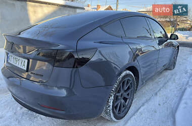 Седан Tesla Model 3 2022 в Ивано-Франковске