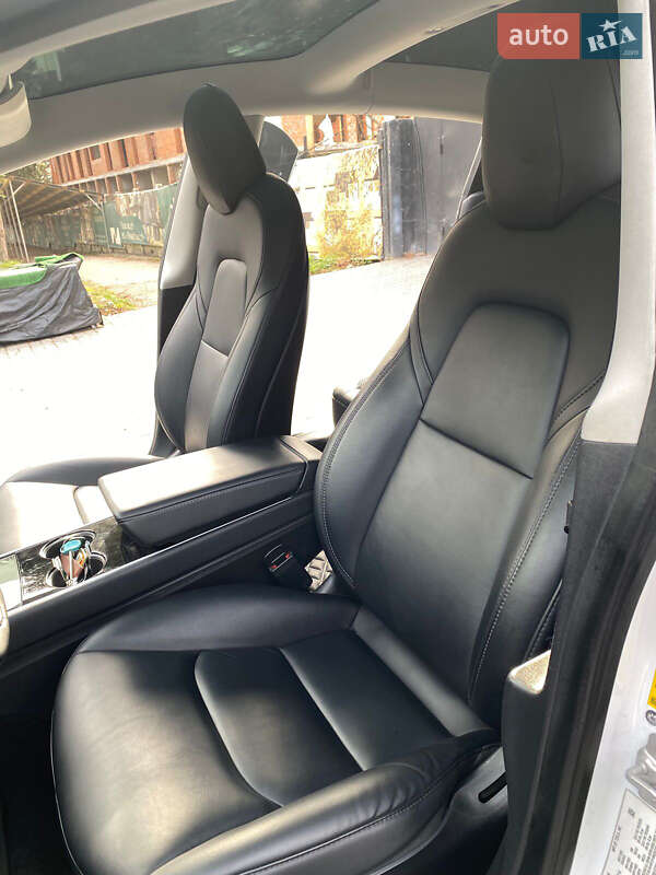 Седан Tesla Model 3 2020 в Львове фото 10 Седан Tesla Model 3 2020 в Львове