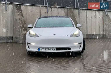Седан Tesla Model 3 2021 в Тернополі
