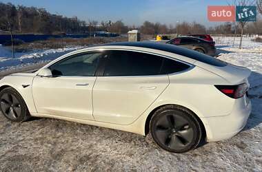 Седан Tesla Model 3 2019 в Ирпене