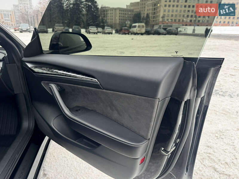 Седан Tesla Model 3 2023 в Харькове фото 28 Седан Tesla Model 3 2023 в Харькове