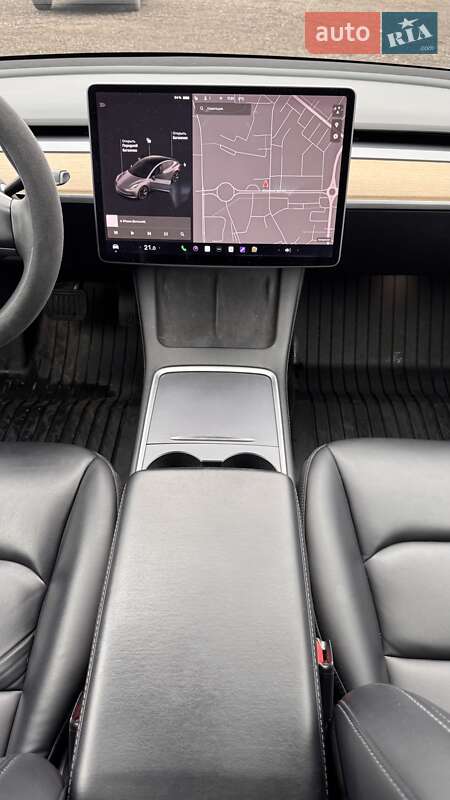Седан Tesla Model 3 2021 в Запорожье