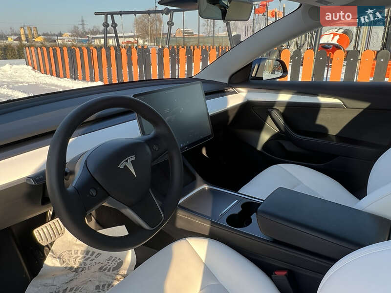 Седан Tesla Model 3 2022 в Виннице фото 13 Седан Tesla Model 3 2022 в Виннице