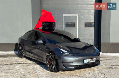 Седан Tesla Model 3 2022 в Києві