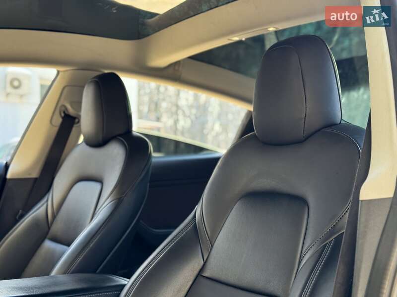 Седан Tesla Model 3 2022 в Киеве фото 14 Седан Tesla Model 3 2022 в Киеве