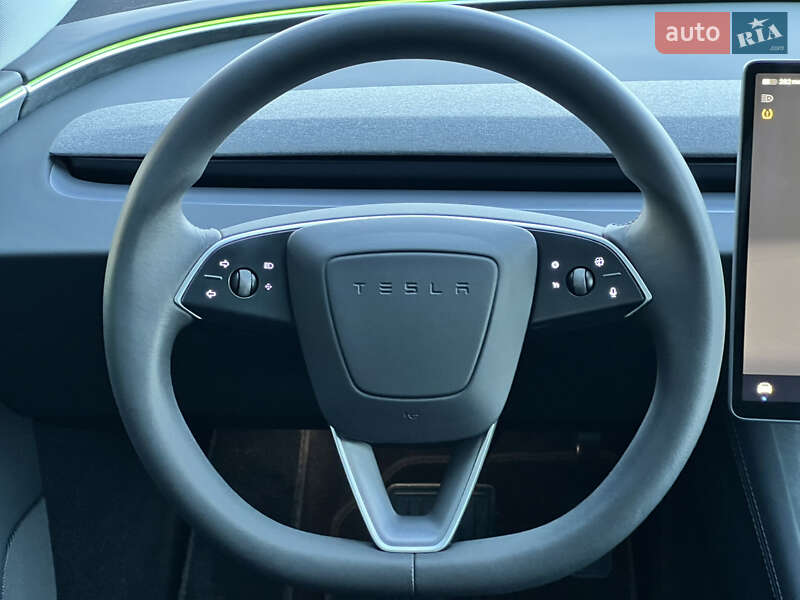 Седан Tesla Model 3 2024 в Киеве фото 34 Седан Tesla Model 3 2024 в Киеве