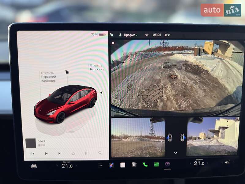 Седан Tesla Model 3 2022 в Львове