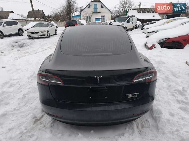 Седан Tesla Model 3 2018 в Сквирі фото 3 Седан Tesla Model 3 2018 в Сквирі