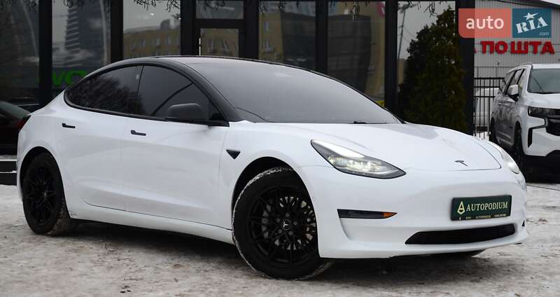 Седан Tesla Model 3 2021 в Киеве фото 12 Седан Tesla Model 3 2021 в Киеве