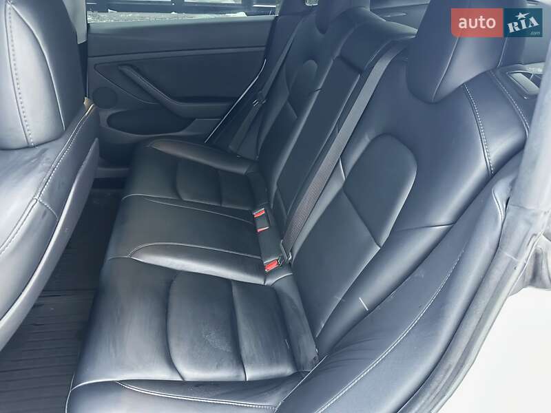 Седан Tesla Model 3 2021 в Киеве фото 40 Седан Tesla Model 3 2021 в Киеве