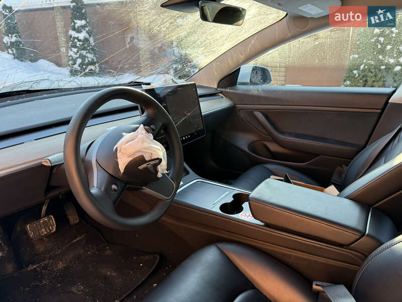 Седан Tesla Model 3 2021 в Луцке фото 10 Седан Tesla Model 3 2021 в Луцке