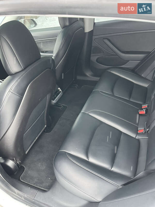 Седан Tesla Model 3 2019 в Борисполе фото 19 Седан Tesla Model 3 2019 в Борисполе