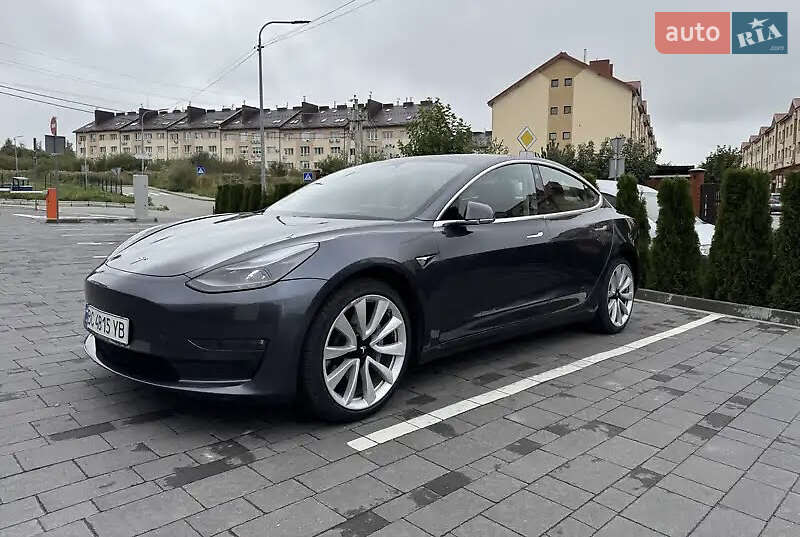 Tesla Model 3 2018 Tesla Model 3 2018