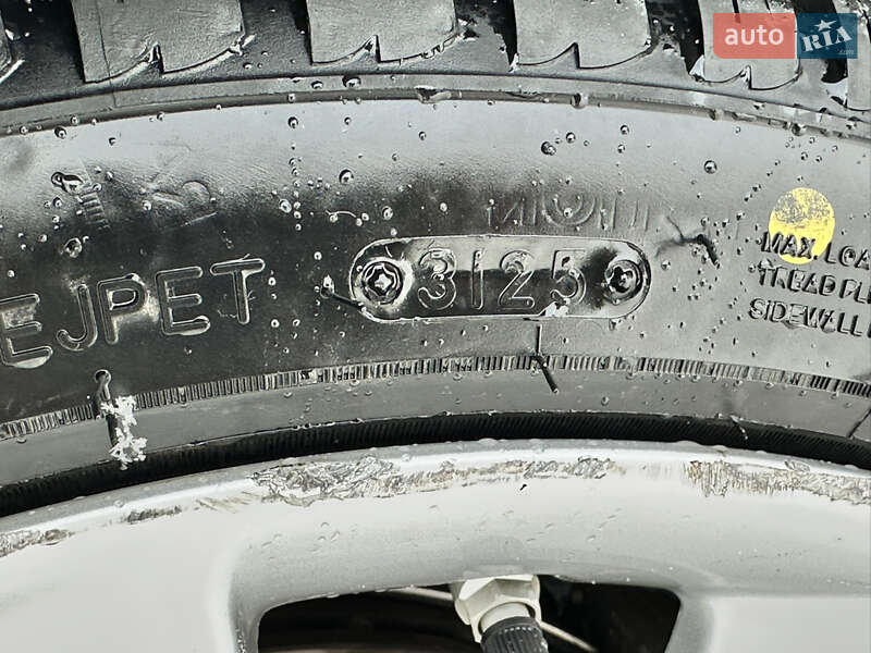 Седан Tesla Model 3 2018 в Дрогобичі фото 22 Седан Tesla Model 3 2018 в Дрогобичі