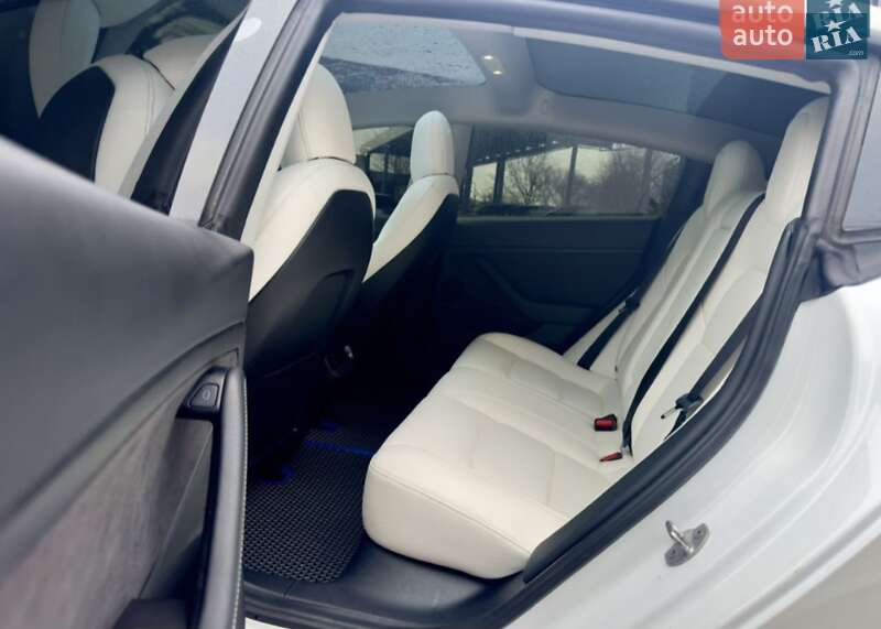Седан Tesla Model 3 2021 в Вінниці фото 20 Седан Tesla Model 3 2021 в Вінниці