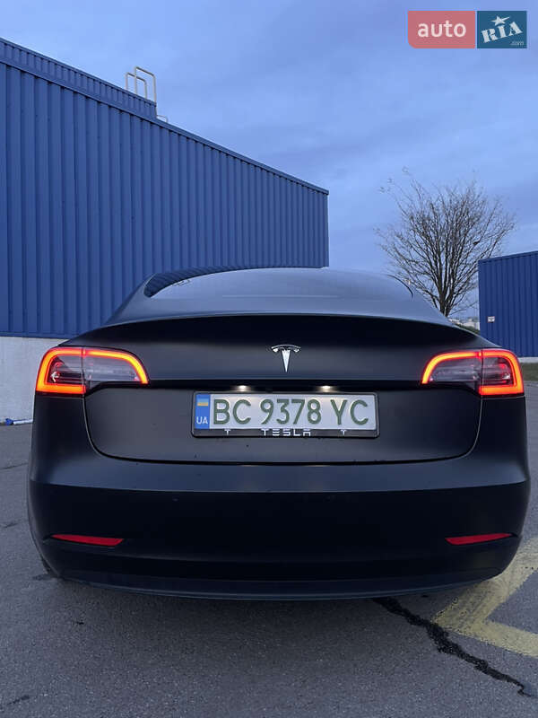Седан Tesla Model 3 2020 в Львове фото 62 Седан Tesla Model 3 2020 в Львове