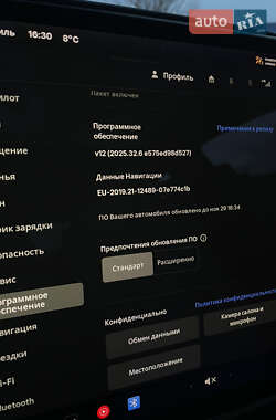Седан Tesla Model 3 2020 в Львове