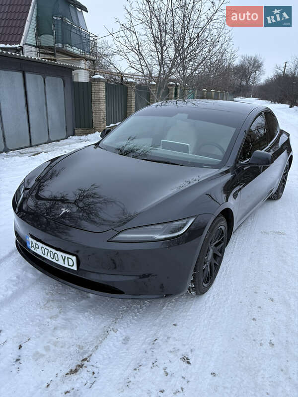 Седан Tesla Model 3 2024 в Запорожье