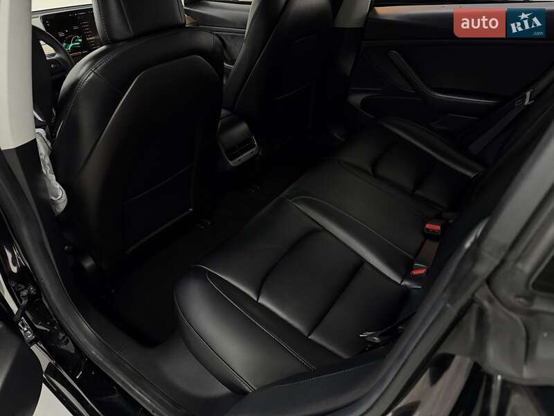 Седан Tesla Model 3 2019 в Дрогобичі фото 16 Седан Tesla Model 3 2019 в Дрогобичі