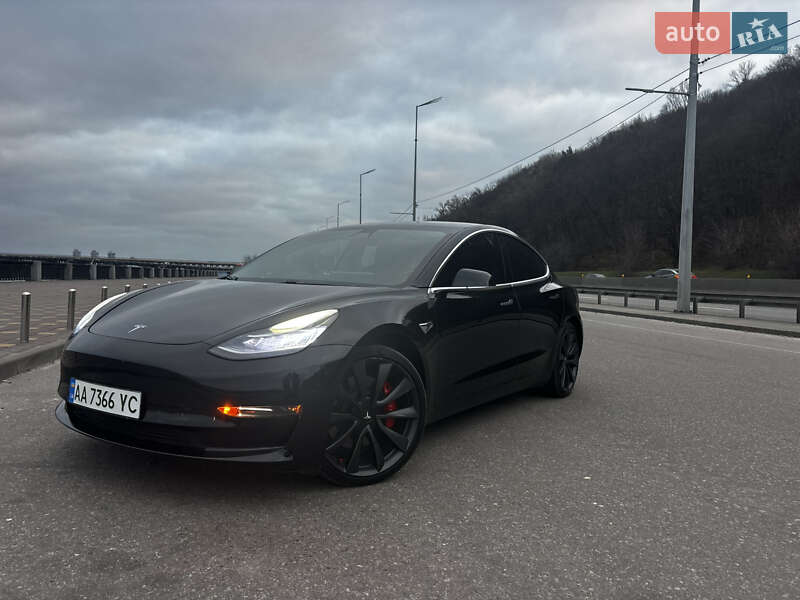 Седан Tesla Model 3 2019 в Киеве фото 4 Седан Tesla Model 3 2019 в Киеве