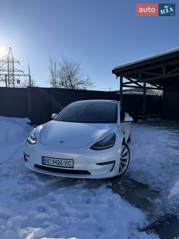 Седан Tesla Model 3 2018 в Львові фото 3 Седан Tesla Model 3 2018 в Львові
