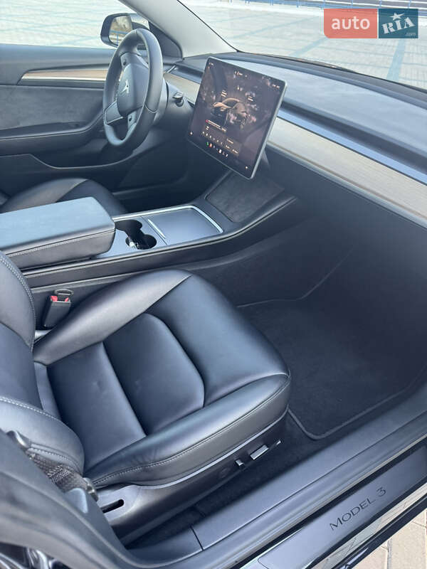 Седан Tesla Model 3 2023 в Измаиле фото 8 Седан Tesla Model 3 2023 в Измаиле