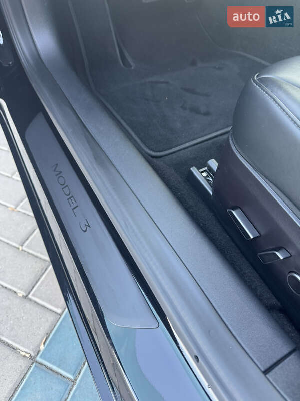 Седан Tesla Model 3 2023 в Измаиле фото 15 Седан Tesla Model 3 2023 в Измаиле