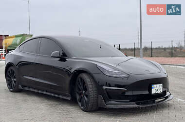 Седан Tesla Model 3 2018 в Николаеве